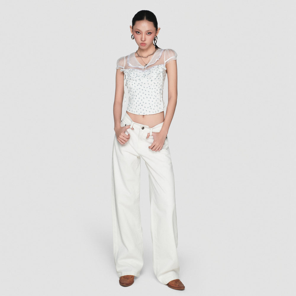 
                      
                        Smoke Baggy Pants - White
                      
                    